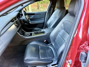 Jaguar XF 2.0 XF-R-Sport D AUTO (Cost OVER £37k NEW)
