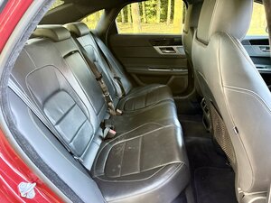 Jaguar XF 2.0 XF-R-Sport D AUTO (Cost OVER £37k NEW)