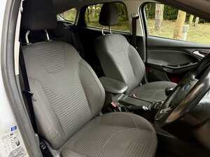 Ford Focus 1.0 Focus Titanium 5dr