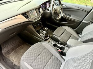 Vauxhall Astra 1.2 Astra SRI VX-Line NAV T 