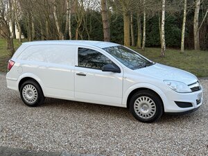 Vauxhall Astra 1.2 CDTi Club 4 Seater Van