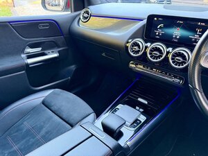 Mercedes-Benz B-Class 220 AMG LINE Premium 4matic AUTO 5dr