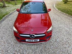 Mercedes-Benz B-Class 220 AMG LINE Premium 4matic AUTO 5dr
