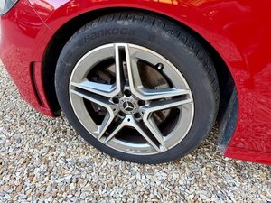 Mercedes-Benz B-Class 220 AMG LINE Premium 4matic AUTO 5dr