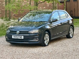 Volkswagen Polo 1.0 POLO SE EVO 5dr