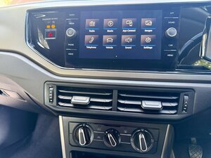 Volkswagen Polo 1.0 POLO SE EVO 5dr