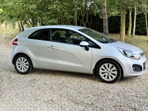 Kia Rio 1.4 RIO 2 Ecodynamics 3dr
