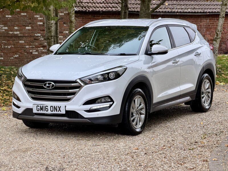 Hyundai Tucson 1.7 Tucson Premium BLUE Drive CRDI 5dr