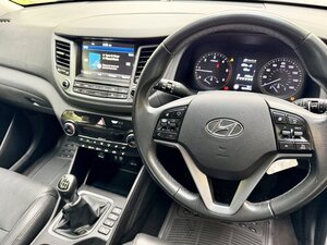 Hyundai Tucson 1.7 Tucson Premium BLUE Drive CRDI 5dr