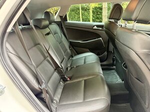 Hyundai Tucson 1.7 Tucson Premium BLUE Drive CRDI 5dr