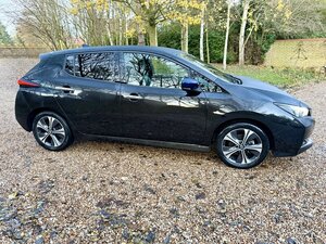 Nissan Leaf 150 LEAF N-connecta 40Kwh