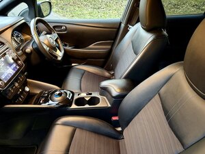 Nissan Leaf 150 LEAF N-connecta 40Kwh