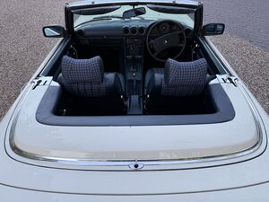Mercedes-Benz SL350 V8 Convertible Auto