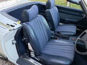 Mercedes-Benz SL350 V8 Convertible Auto