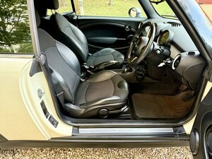 Mini Convertible 1.6 Cooper 2dr