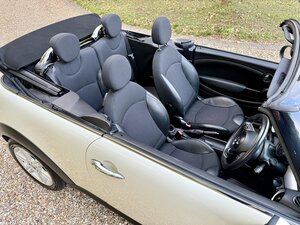 Mini Convertible 1.6 Cooper 2dr