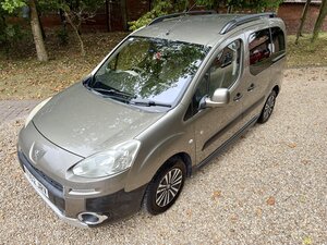 Peugeot Partner Tepee 1.6 HDi Partner Tepee Outdoor ATV