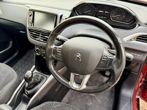 Peugeot 2008 1.2 Active Stop/Start