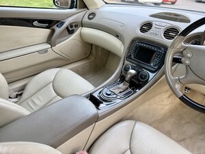 Mercedes-Benz SL500 V8 Convertible AUTO