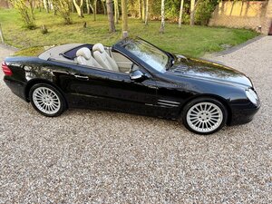 Mercedes-Benz SL500 V8 Convertible AUTO