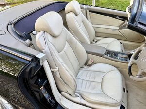 Mercedes-Benz SL500 V8 Convertible AUTO
