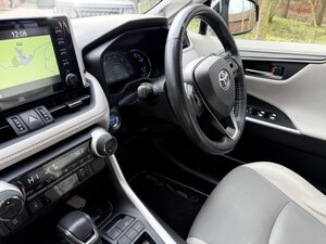 Toyota RAV4 Excel Hybrid 2.5 EV 4X2 CVT