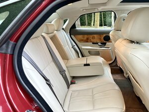 Jaguar XJ 3.0 XJ Premium Luxury V6 D AUTO 