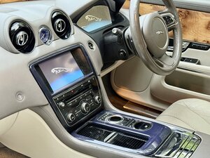 Jaguar XJ 3.0 XJ Premium Luxury V6 D AUTO 