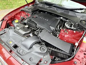 Jaguar XJ 3.0 XJ Premium Luxury V6 D AUTO 