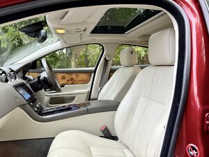 Jaguar XJ 3.0 XJ Premium Luxury V6 D AUTO 