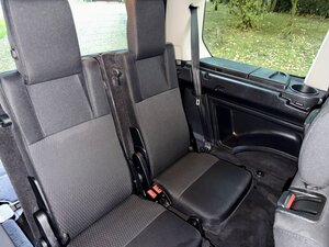 Land Rover Discovery 3.0 Discovery GS TDV6 AUTO 5dr