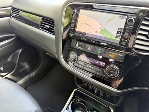 Mitsubishi 2.0 Outlander 4WD  PHEV CVT 5dr