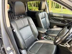 Mitsubishi 2.0 Outlander 4WD  PHEV CVT 5dr
