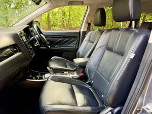 Mitsubishi 2.0 Outlander 4WD  PHEV CVT 5dr