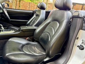 Jaguar XK 4.2 XK8 Convertible AUTO 2dr