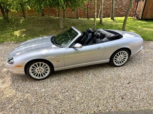 Jaguar XK 4.2 XK8 Convertible AUTO 2dr