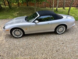 Jaguar XK 4.2 XK8 Convertible AUTO 2dr
