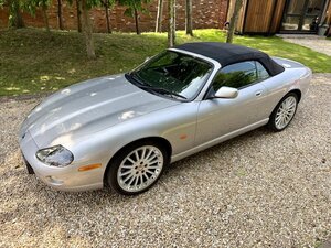Jaguar XK 4.2 XK8 Convertible AUTO 2dr