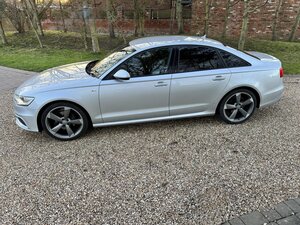 Audi A6 2.0 Tdi Ultra S Line Black Edition 4dr