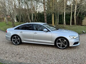 Audi A6 2.0 Tdi Ultra S Line Black Edition 4dr