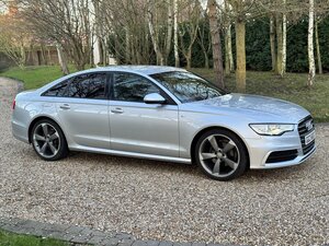 Audi A6 2.0 Tdi Ultra S Line Black Edition 4dr