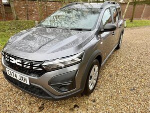 Dacia Jogger 7 Seats 1.0 Essential TCE 