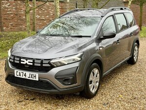 Dacia Jogger 7 Seats 1.0 Essential TCE 