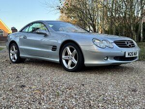 Mercedes-Benz SL350 Convertible