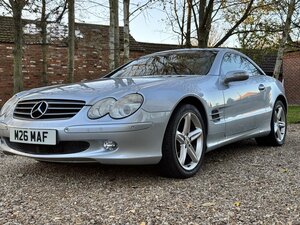 Mercedes-Benz SL350 Convertible