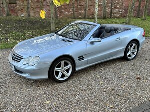 Mercedes-Benz SL350 Convertible