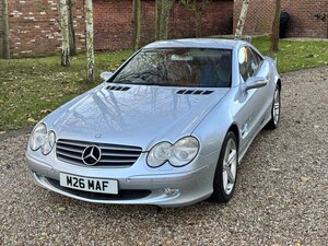 Mercedes-Benz SL350 Convertible