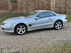 Mercedes-Benz SL350 Convertible