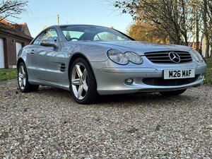 Mercedes-Benz SL350 Convertible