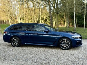 BMW 5 Series 2.0 530E M Sport AUTO Estate